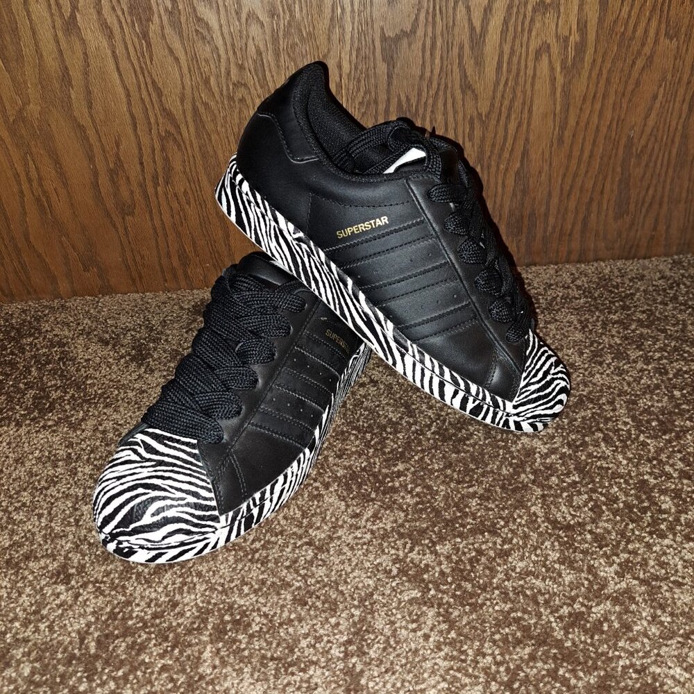 Adidas Superstar Black and White Zebra Print Sneakers,Like New - Picture 7 of 12
